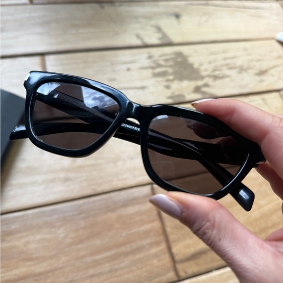 YSL 462 sulpice- worn twice great condition - Picture 9 of 14